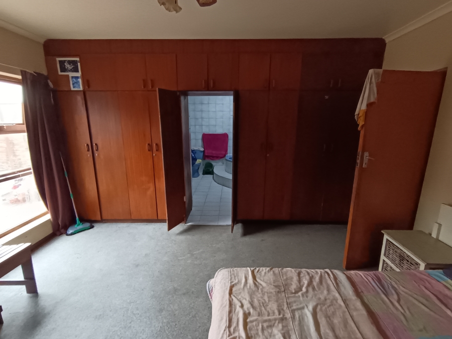 8 Bedroom Property for Sale in C Place Eastern Cape